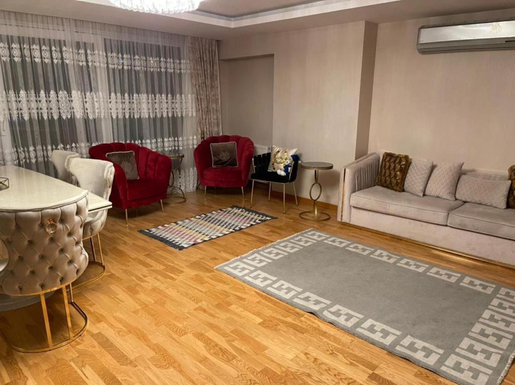 Sofa Bahcesehir Rezidans Stambuł